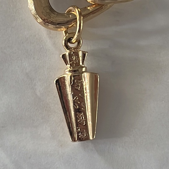 Givenchy Vintage Parfums Pendant - Picture 4 of 5